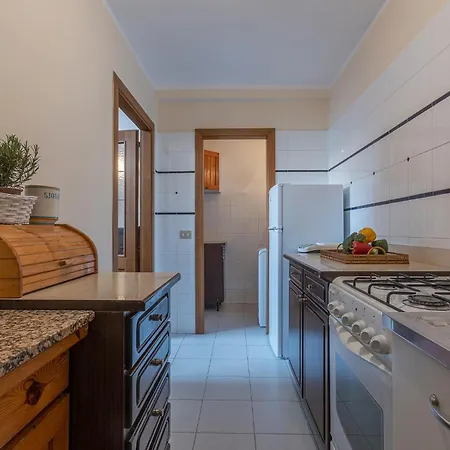 San Gregorio Magno Apartment *