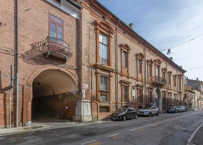 Guesthost - San Gregorio Magno 페라라